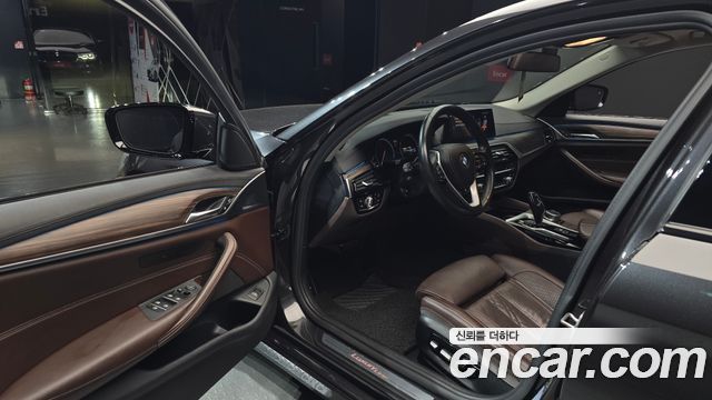 BMW 5 Series (G30) 530i xDrive Luxury Plus 2018 — фото 10
