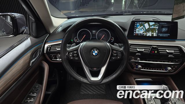 BMW 5 Series (G30) 530i xDrive Luxury Plus 2018 — фото 13