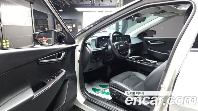 Kia EV6 Long Range Air 2022 — фото 10