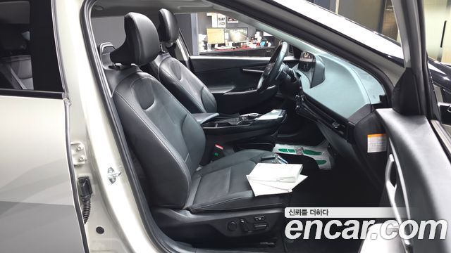 Kia EV6 Long Range Air 2022 — фото 11