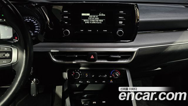 Kia K5 (III) 2.0 Trendy 2023 — фото 13