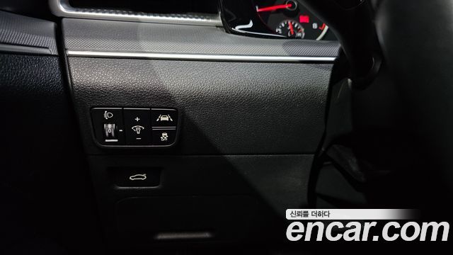 Kia K5 (III) 2.0 Trendy 2023 — фото 16