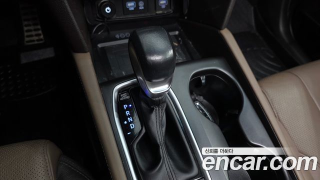 Hyundai Santa Fe (TM) Gasoline 2.0T 2WD Prestige 2020 — фото 9