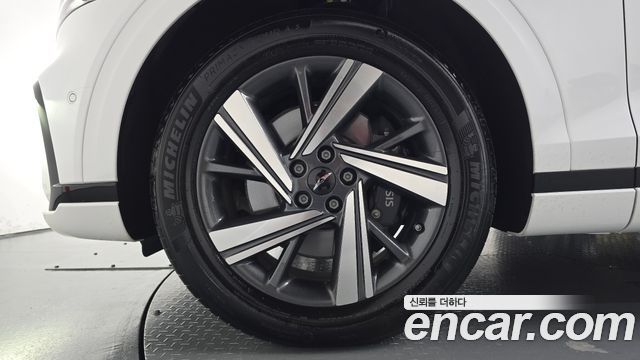 Genesis GV70 2.5T Gasoline AWD 2025 — фото 5