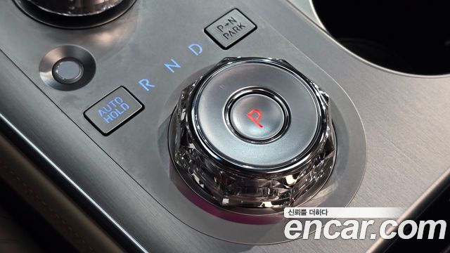 Genesis GV70 2.5T Gasoline AWD 2025 — фото 9