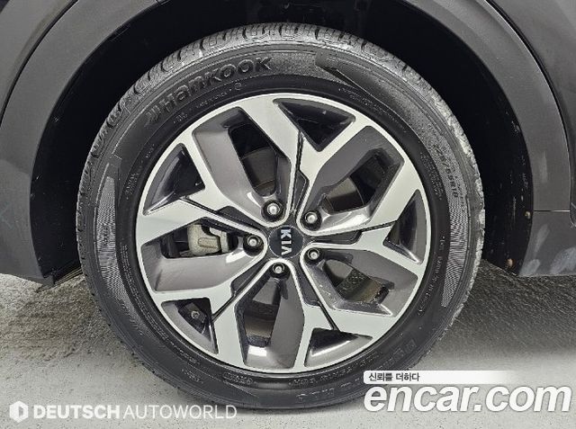 Kia Sportage The Bold Diesel 2.0 2WD Prestige 2020 — фото 5