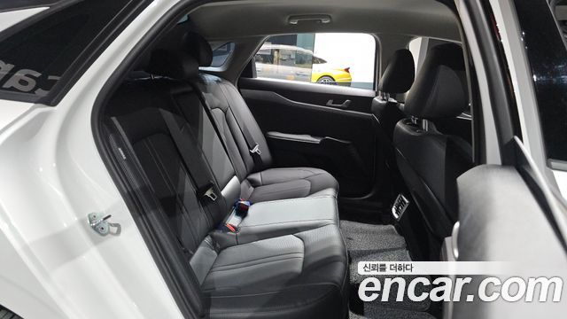 Kia K5 (III) 1.6 Turbo Prestige 2025 — фото 11