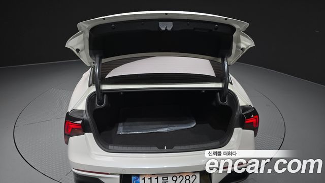 Kia K5 (III) 1.6 Turbo Prestige 2025 — фото 20