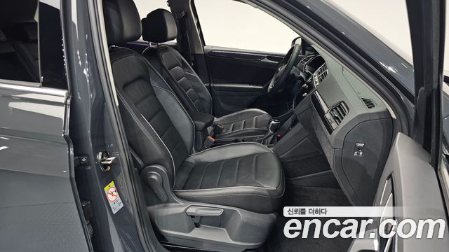 Volkswagen Tiguan (II) 2.0 TDI Premium 2022 — фото 26