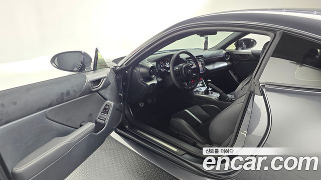 Toyota GR86 2.4 Premium 2025 — фото 10