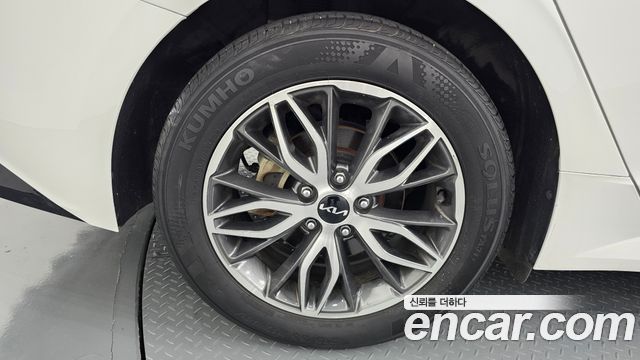 Kia K5 (III) 2.0 Prestige 2022 — фото 5