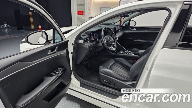 Kia K5 (III) 2.0 Prestige 2022 — фото 10