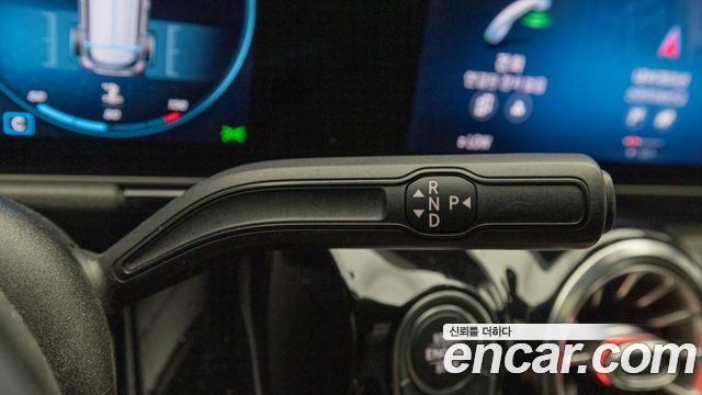 Mercedes-Benz GLA-Class (H247) GLA250 4MATIC 2020 — фото 23