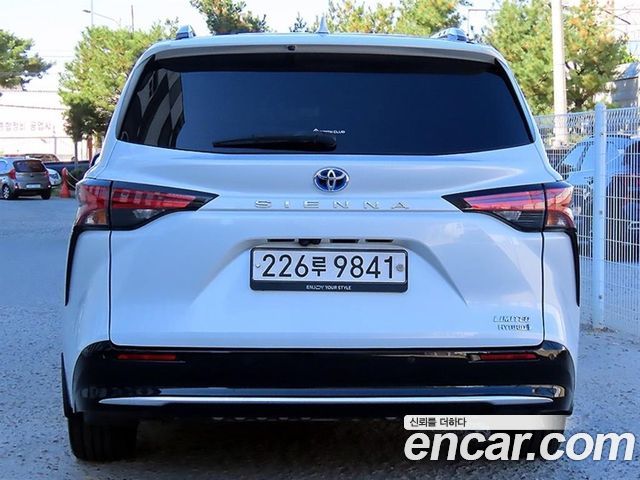Toyota Sienna (IV) 2.5 Hybrid 2WD 2022 — фото 4