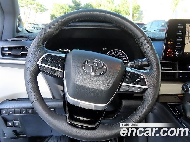 Toyota Sienna (IV) 2.5 Hybrid 2WD 2022 — фото 9