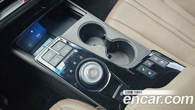 Kia K8 2.5 Gasoline 2WD Noblesse 2024 — фото 20