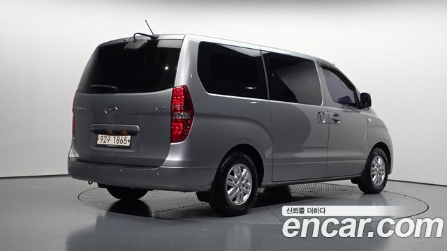 Hyundai Grand Starex 5-Seater VAN Smart 2018 — фото 2