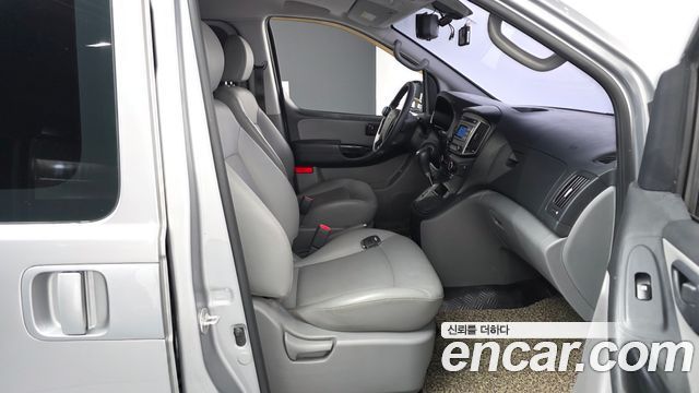 Hyundai Grand Starex 5-Seater VAN Smart 2018 — фото 11