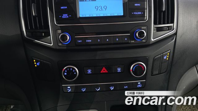 Hyundai Grand Starex 5-Seater VAN Smart 2018 — фото 15