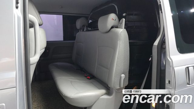Hyundai Grand Starex 5-Seater VAN Smart 2018 — фото 26