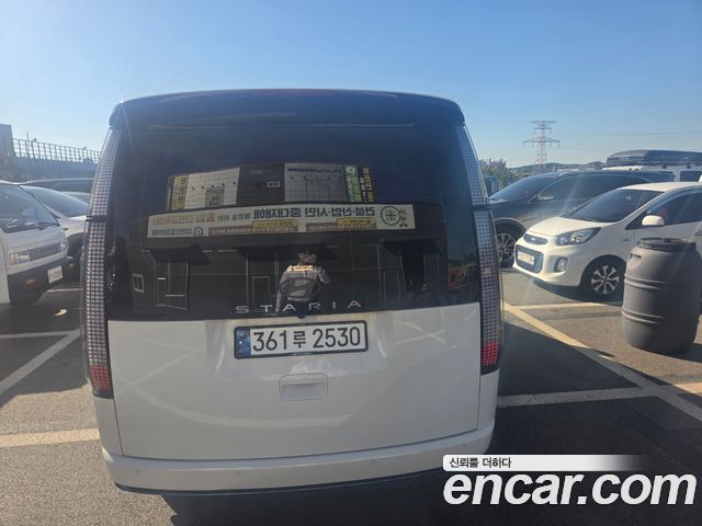 Hyundai Staria HEV 1.6 Lounge 9-Seater Inspiration 2025 — фото 2