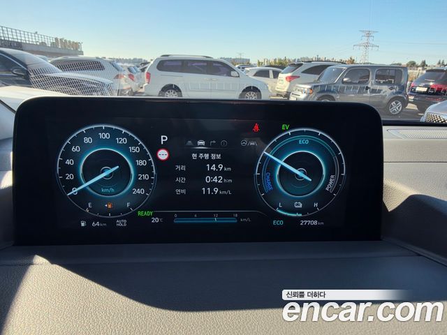 Hyundai Staria HEV 1.6 Lounge 9-Seater Inspiration 2025 — фото 8