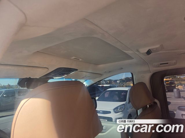 Hyundai Staria HEV 1.6 Lounge 9-Seater Inspiration 2025 — фото 17