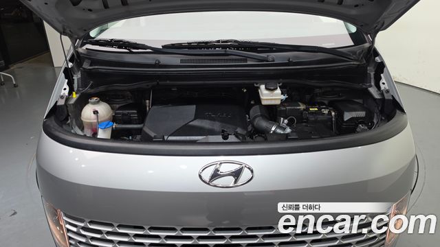 Hyundai Staria Cargo 3-Seater Modern 2022 — фото 6