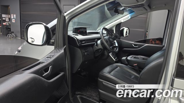 Hyundai Staria Cargo 3-Seater Modern 2022 — фото 10