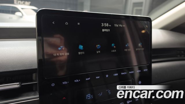 Hyundai Staria Cargo 3-Seater Modern 2022 — фото 18