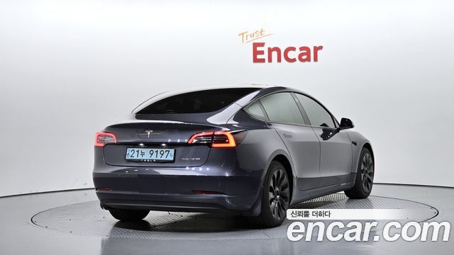 Tesla Model 3 Long Range AWD 2022 — фото 2