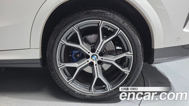 BMW X6 (G06) xDrive30d M Sport 2022 — фото 21