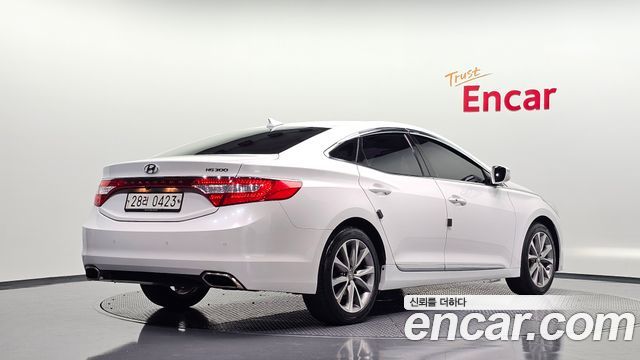 Hyundai Grandeur (HG) HG300 Premium Collection 2017 — фото 2