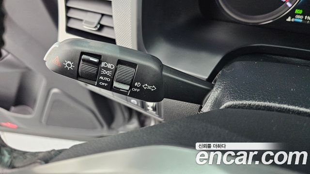 KG Mobility (SsangYong) Rexton Sports Khan Diesel 2.2 4WD Pioneer S (Link) 2019 — фото 18