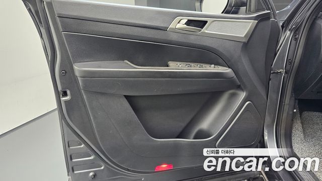 KG Mobility (SsangYong) Rexton Sports Khan Diesel 2.2 4WD Pioneer S (Link) 2019 — фото 24