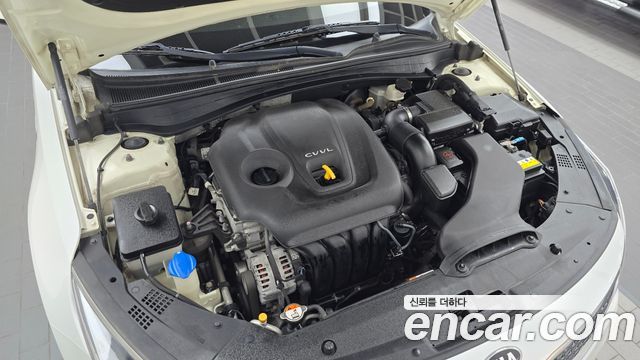 Kia K5 (II) 2.0 MX Prestige 2016 — фото 6