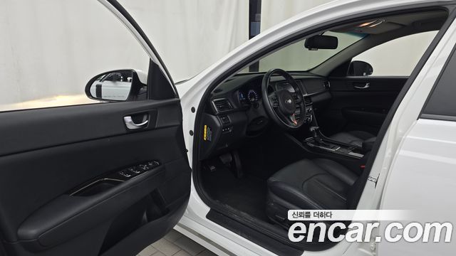 Kia K5 (II) 2.0 MX Prestige 2016 — фото 10