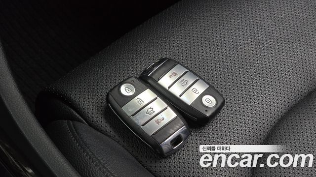 Kia K5 (II) 2.0 MX Prestige 2016 — фото 16