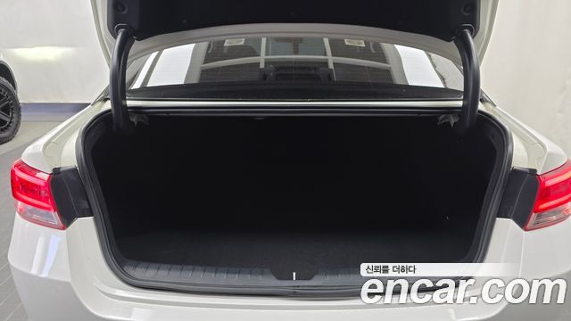 Kia K5 (II) 2.0 MX Prestige 2016 — фото 18