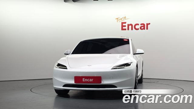 Tesla Model 3 RWD 2025 — фото 3