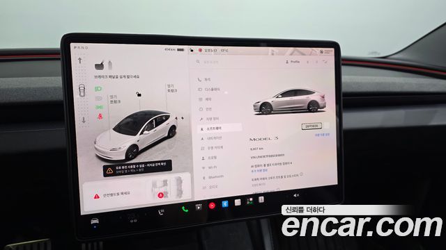 Tesla Model 3 RWD 2025 — фото 8