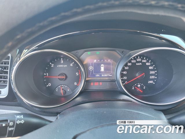 Kia Carnival 9-seater Prestige 2016 — фото 8