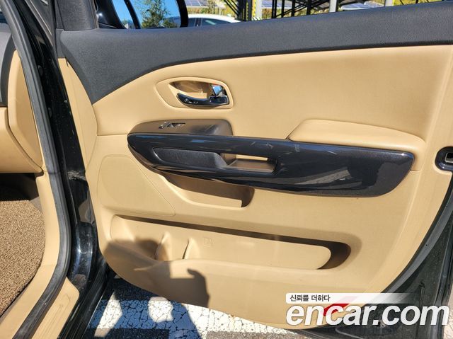 Kia Carnival 9-seater Prestige 2016 — фото 22