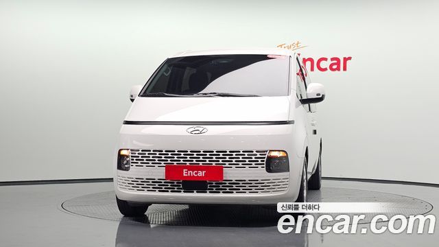 Hyundai Staria Tourer 9-Seater Modern 2023 — фото 3