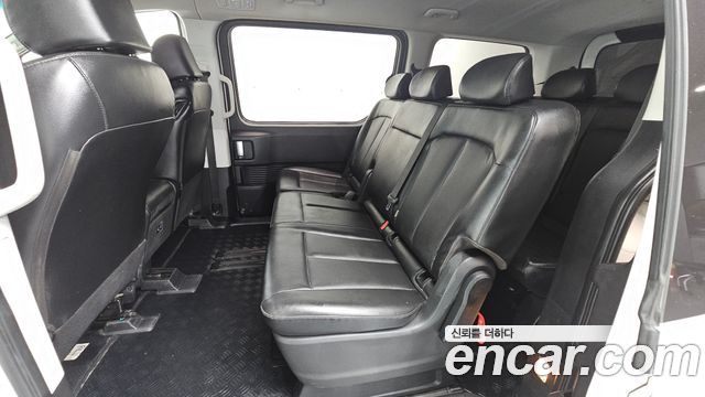 Hyundai Staria Tourer 9-Seater Modern 2023 — фото 12