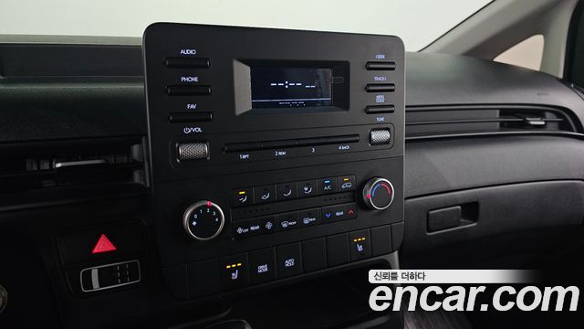 Hyundai Staria Tourer 9-Seater Modern 2023 — фото 14
