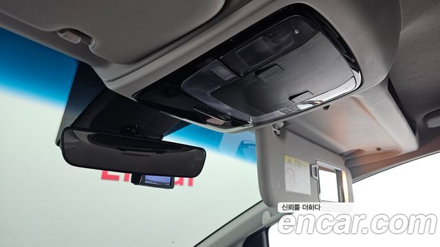 Hyundai Staria Tourer 9-Seater Modern 2023 — фото 27