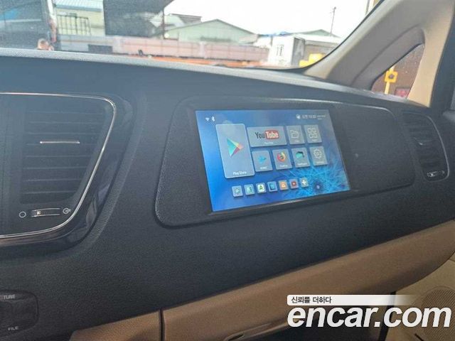 Kia Carnival Gasoline 9-Seater Hi-Limousine Noblesse Special 2020 — фото 8