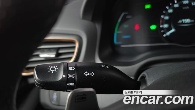Hyundai Ioniq Electric Q 2018 — фото 20