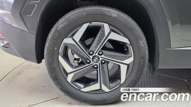Hyundai Tucson (NX4) Gasoline 1.6 Turbo 2WD Inspiration 2023 — фото 5